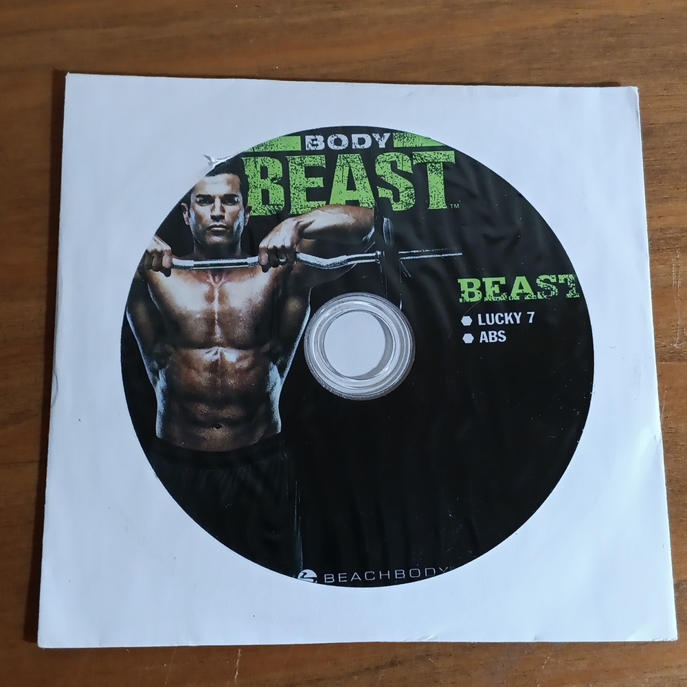 Beachbody Body Beast Workout Guide and DVD Set. Never came with Temo Dvd. - Picture 3 of 3